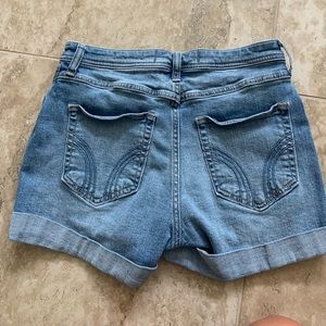 hollister high-rise boyfriend jean shorts